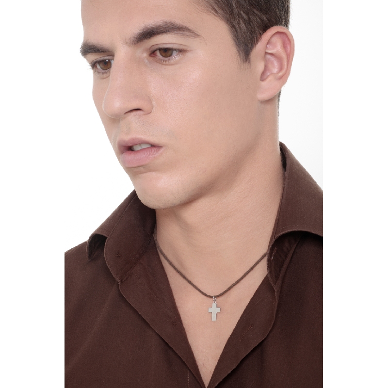 Colgante de cruz rectangular en oro blanco 18k