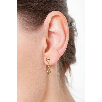 Pendientes en oro amarillo de 18 quilates estrella
