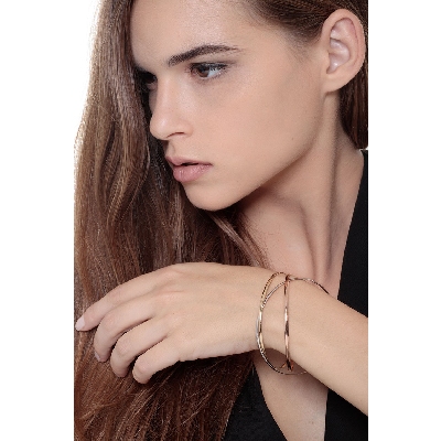 Brazalete rígido fantasía para mujer por tres anillos cm 18