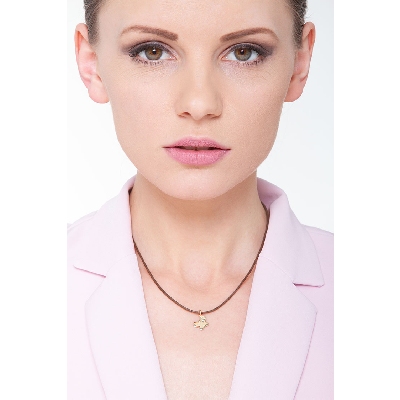 Colgante mariposa en oro amarillo 750 con circonitas