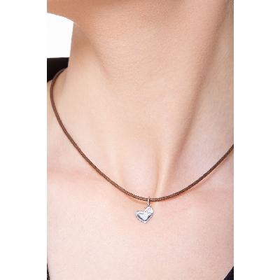 Colgante corazón en Oro Blanco 18k con circonitas