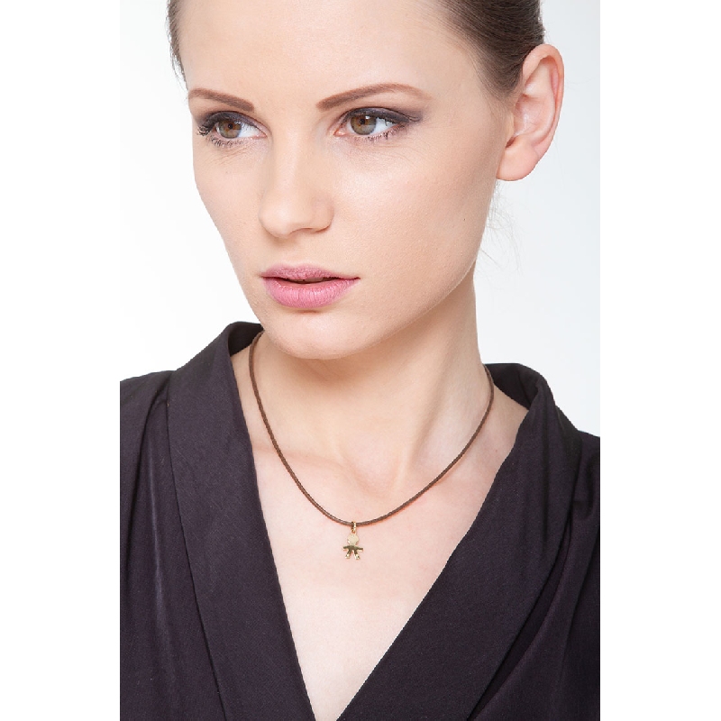 Colgante niño en oro amarillo 750 Colgante niño en oro amarillo 750