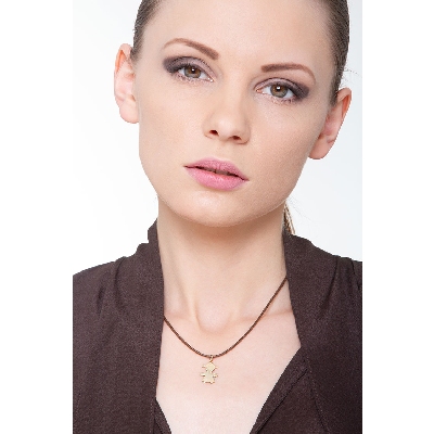 Colgante Niña en Oro Amarillo 18k