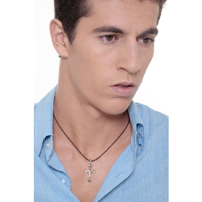 Colgante cruz en oro blanco y amarillo de 18k Cristo