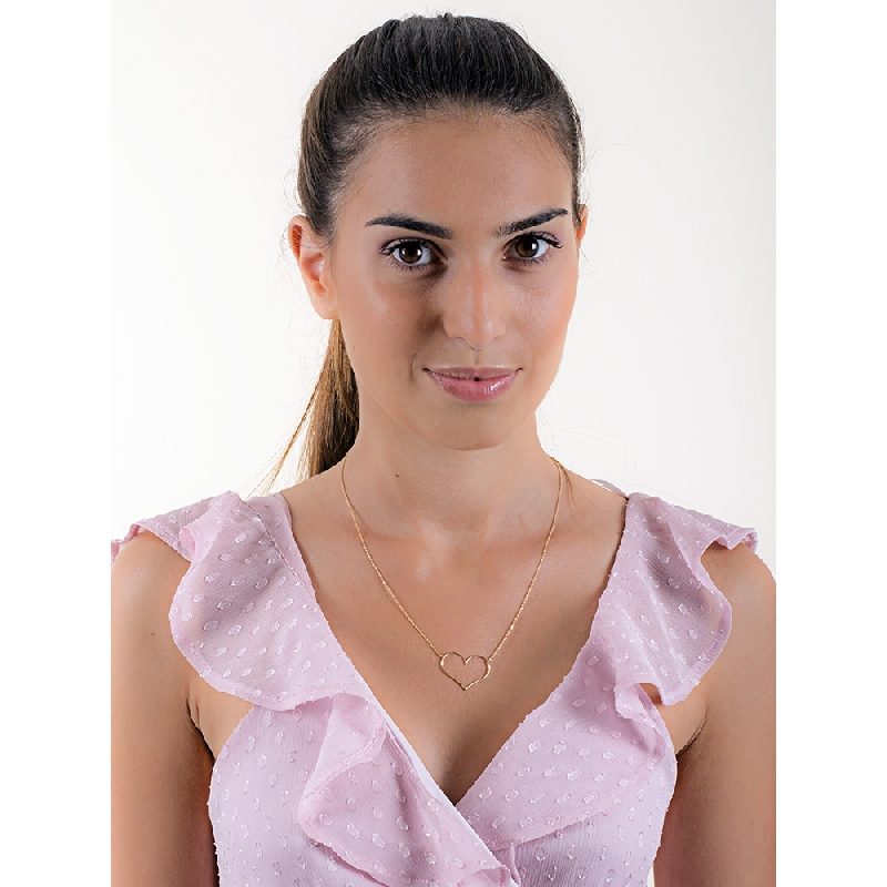 Collar con corazón en oro amarillo de 18k 