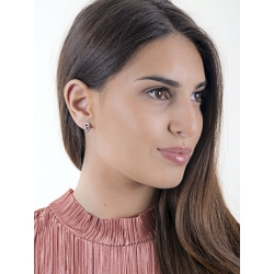 Pendientes en oro blanco 18k presentan óvalos entrelazados 2