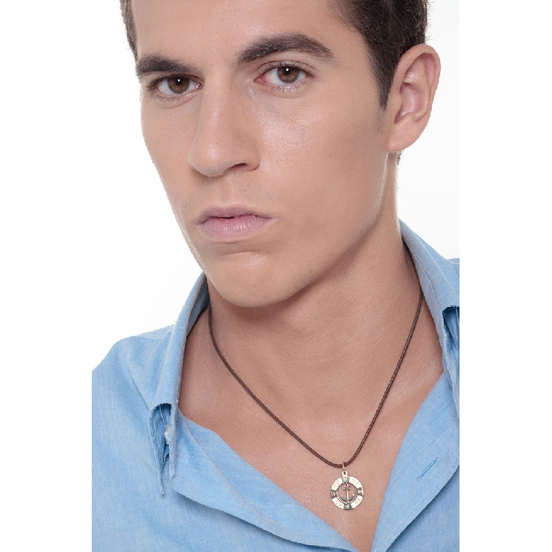 Colgante rosa de los vientos y ancla en oro amarillo de 18k Colgante rosa de los vientos y ancla en oro amarillo de 18k