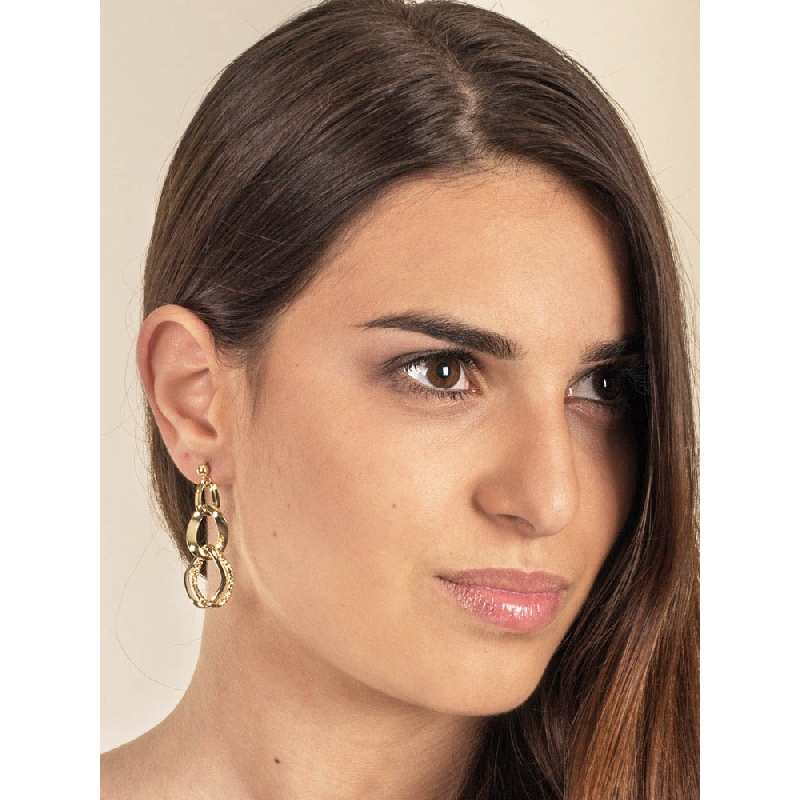 Pendientes de cadena en oro amarillo 18k, diamantados, colgantes e intrecciados Pendientes de cadena en oro amarillo 18k, diamantados, colgantes e intrecciados