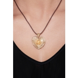 Colgante corazón en oro amarillo 18k 2