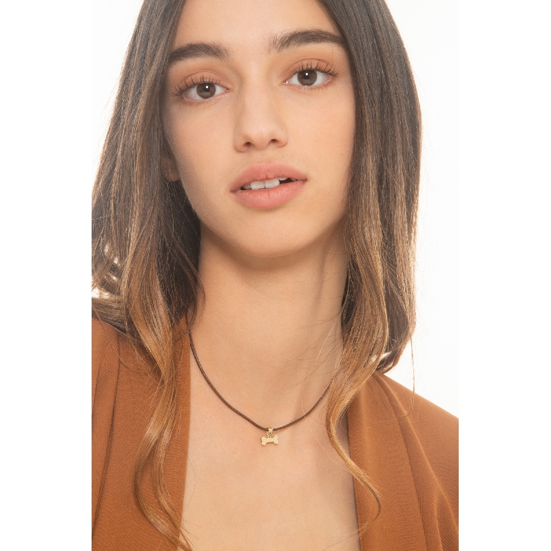 Colgante en oro amarillo 18k con hueso