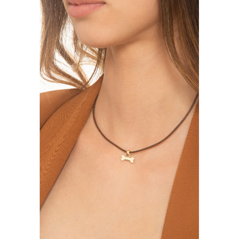 Colgante en oro amarillo 18k con hueso