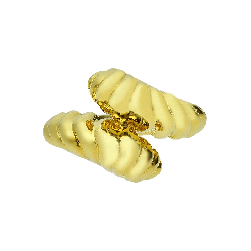 Anillo tu y yo contrarié en oro amarillo 18k con torsión escalonada Anillo tu y yo contrarié en oro amarillo 18k con torsión escalonada