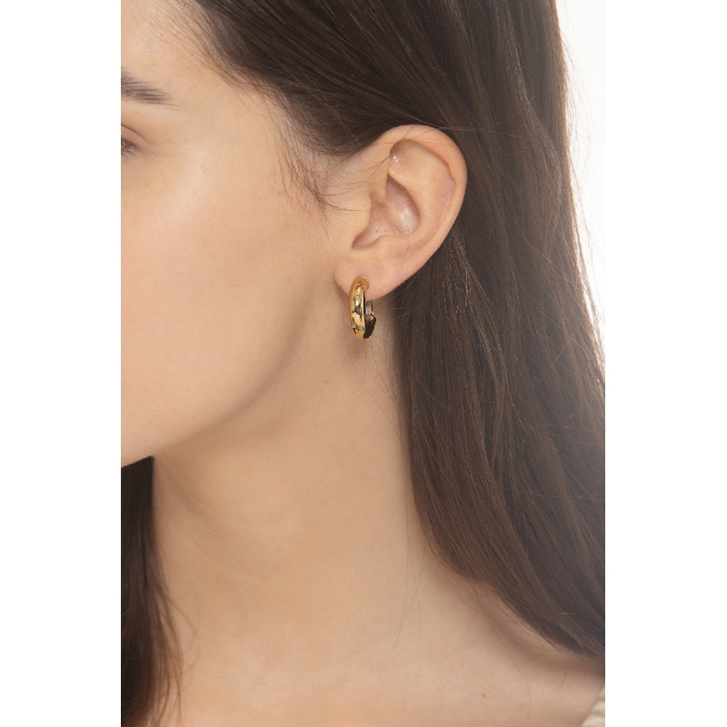 Pendientes de medio aro en oro amarillo 18k Pendientes de medio aro en oro amarillo 18k