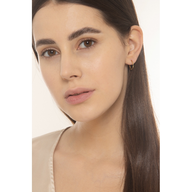 Aros en oro amarillo 18k con un diámetro 1,40 cm