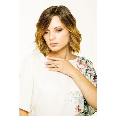 Anillo de banda en oro blanco y rosa 18 quilates con diamantes