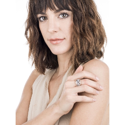 Anillo en oro blanco y rosa 18k con diamantes formando elipses