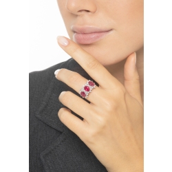 Anillo tres rubíes oro blanco 18K diamantes 2