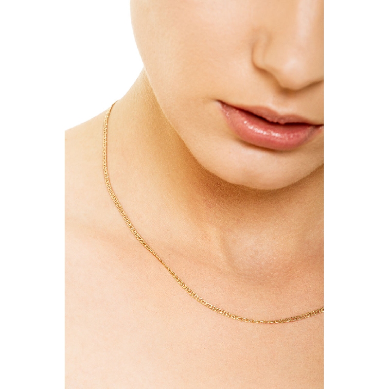 Collar en oro amarillo 18k, longitud 50 cm.