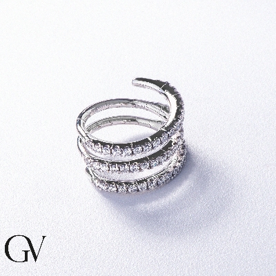 Anillo en espiral en oro blanco y amarillo de 18k con diamantes