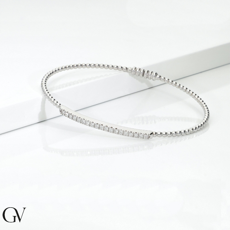 Brazalete rígido en oro blanco con diamantes Brazalete rígido en oro blanco con diamantes