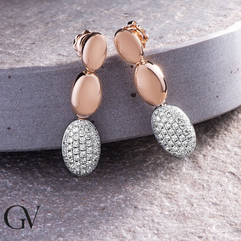 Pendientes ovalados en oro blanco y rosa 18k con pavé de diamantes
