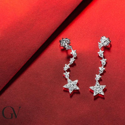 Pendientes con estrellas en oro blanco de 18k