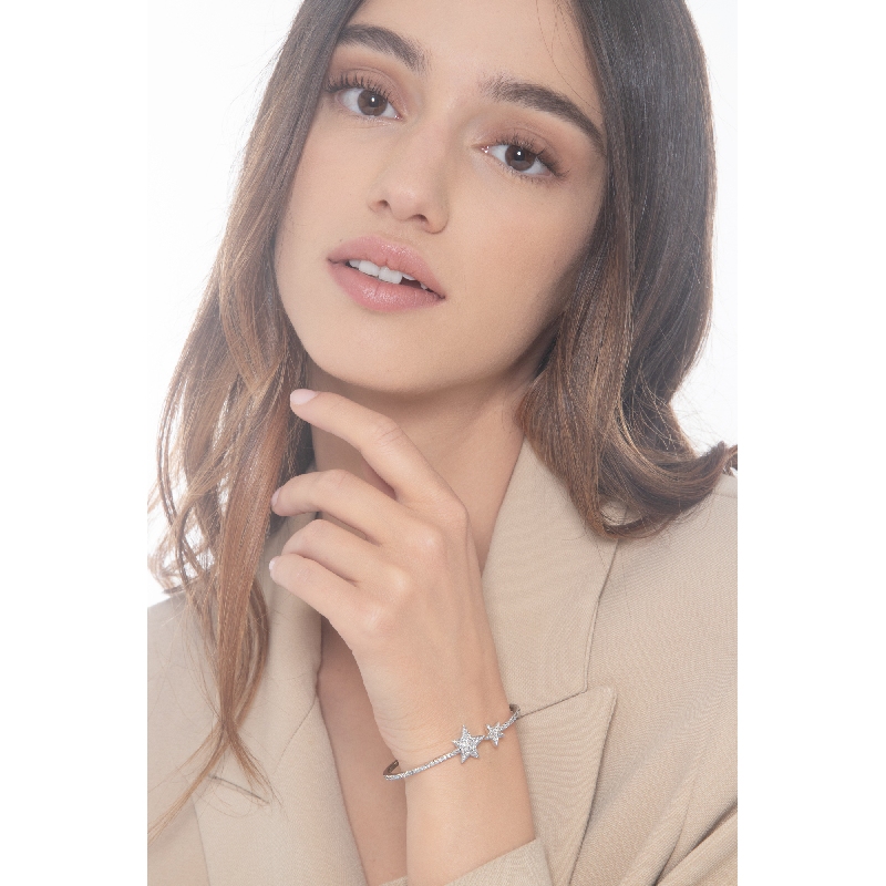 Pulsera de oro blanco 18k con estrellas de diamantes Pulsera de oro blanco 18k con estrellas de diamantes