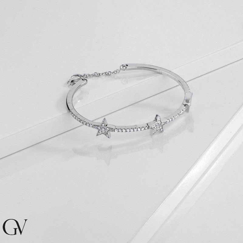 Pulsera de oro blanco 18k con tres estrellas de diamantes Pulsera de oro blanco 18k con tres estrellas de diamantes