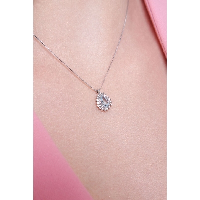 Collar aguamarina gota y diamantes