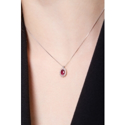 Collar halo con un rubí 6x5 mm y diamantes 2