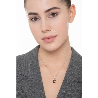 Colgante con initial E oro blanco y diamantes negros