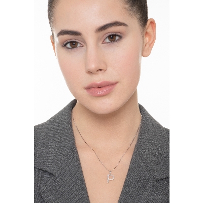 Collar con initial P de oro blanco y diamantes