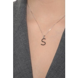 Colgante con initial S oro blanco y diamantes negros 2