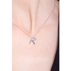 Collar oro blanco 18k letra R diamante 2