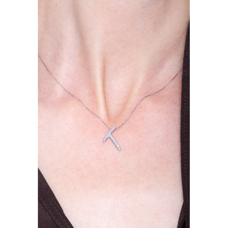 Collar con colgante de letra T de oro con diamante Collar con colgante de letra T de oro con diamante