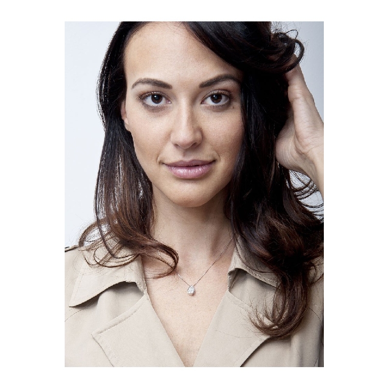 Collar en oro blanco de 18k con colgante engastado con diamantes Collar en oro blanco de 18k con colgante engastado con diamantes