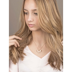 Collar con colgante en forma de mariposa en oro rosa 18k 2