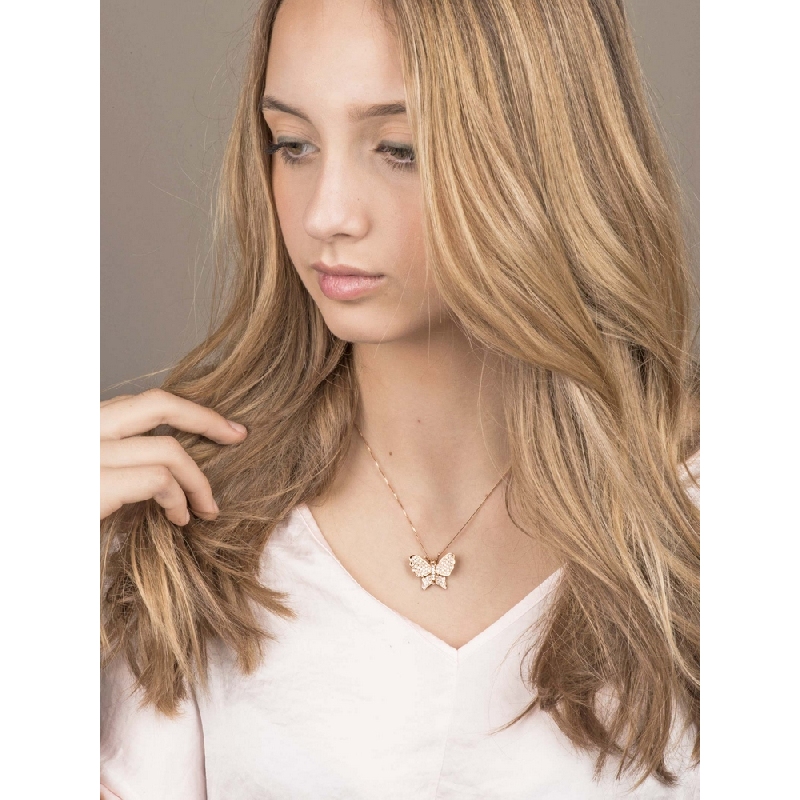 Collar con colgante en forma de mariposa en oro rosa 18k