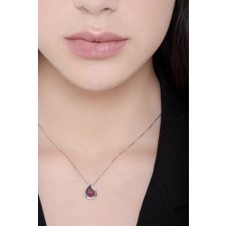 Cadena en oro blanco 18k con colgante gota de rubíes 2