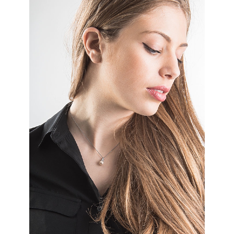 Collar mujer en oro blanco 18k con perla natural y diamantes