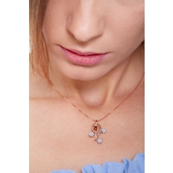 Collar en oro 18k trilogy en forma de flor con diamantes 2