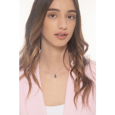 Collar de oro blanco 18k con colgante de tanzanita en forma de gota y diamantes