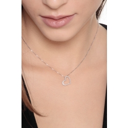 Collar con colgante de corazón en oro blanco con diamantes 2