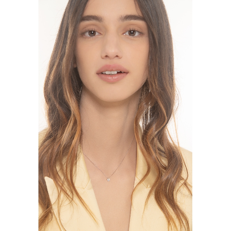 Collar oro blanco 18k colgante corazón diamante 5x6 mm