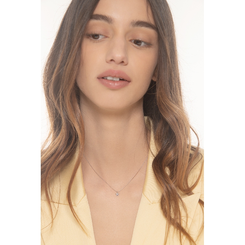 Collar oro blanco 18k colgante estrella diamante