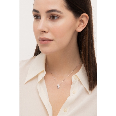 Collar en oro blanco 18k con colgante cruz de diamantes 12x8 mm