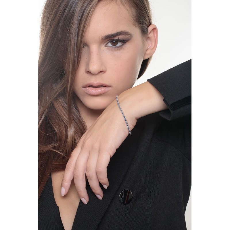 Pulsera riviera oro blanco 18k con zafiros azules