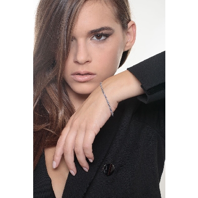 Pulsera riviera oro blanco 18k con zafiros azules