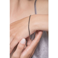 Pulsera riviere con garras en oro blanco de 18k con diamantes negros 2
