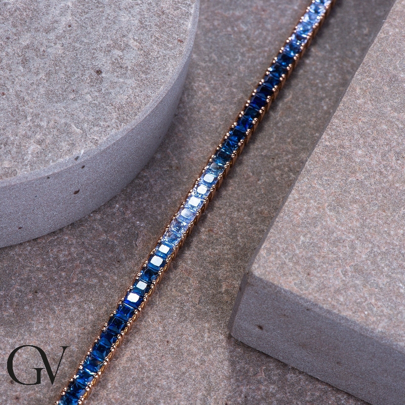 Pulsera tennis de hilo en oro rosa 18k con zafiros multicolor azul  Pulsera tennis de hilo en oro rosa 18k con zafiros multicolor azul